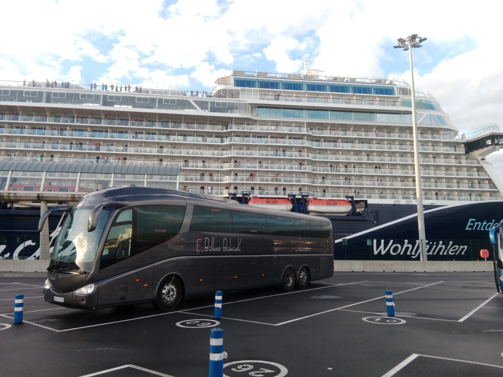 Alquiler de autobús para particulares y eventos sociales en Bizkaia | Bilbao Bidaiak